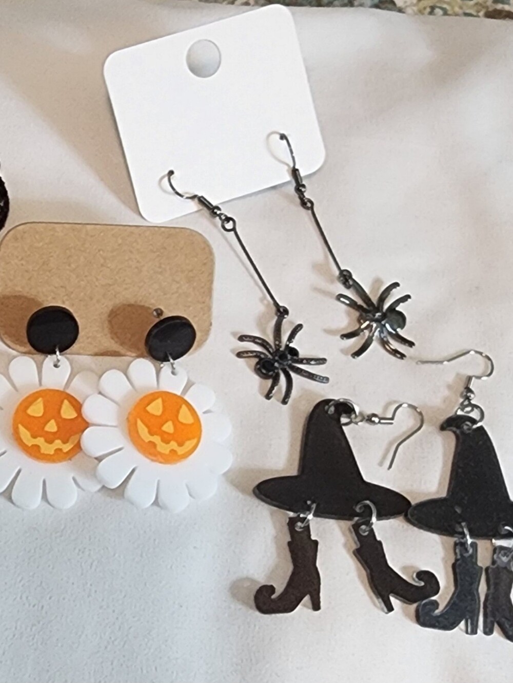 BOGO Halloween Earrings BOGO - Picture 11 of 16